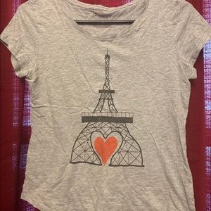 Old navy gray shirt-Paris with Heart